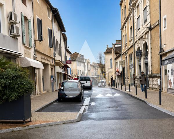 Fonds de commerce 4 pièces 140 m2