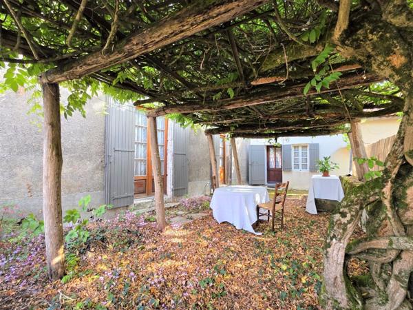 Belle maison à vendre - 6 pièces -  MONTAUT (47) proche de Villeréal