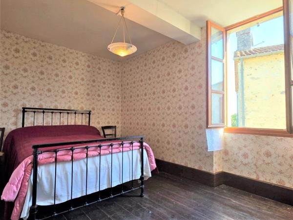 Belle maison à vendre - 6 pièces -  MONTAUT (47) proche de Villeréal