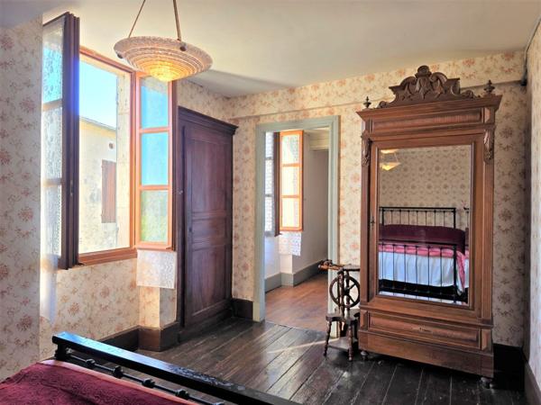 Belle maison à vendre - 6 pièces -  MONTAUT (47) proche de Villeréal