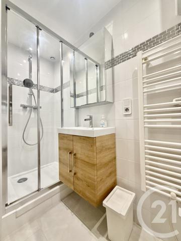 Appartement F1 à vendre  1 pièce - 16,10 m2 PARIS - 75017