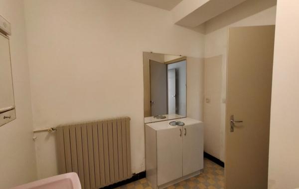 Vente Maison ref.7201 terrain 2.42 ha à rénover Villaines-la-juhel   