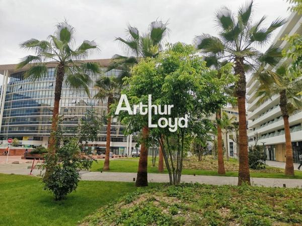 BUREAUX A LOUER 253 M² NICE- IMMEUBLE DE STANDING QUARTIER D'AFFAIRES
