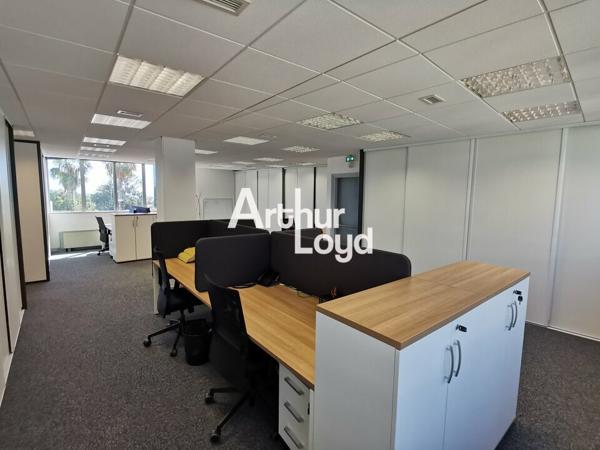 BUREAUX A LOUER 253 M² NICE- IMMEUBLE DE STANDING QUARTIER D'AFFAIRES