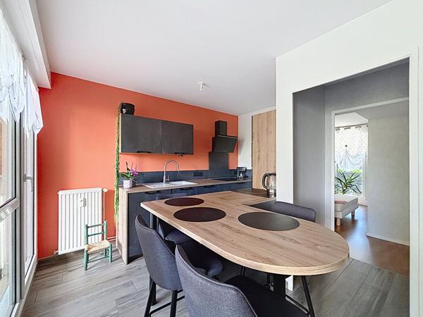 Appartement MEUBLE libre début septembre Angers 2 pièce(s) 45.57 m2