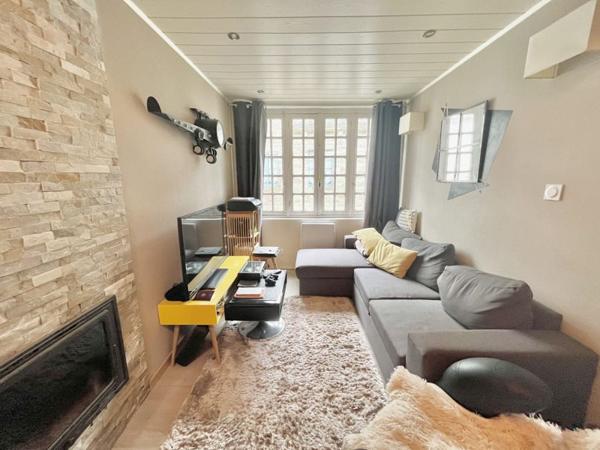 Maison à vendre 91 732 € Carhaix-Plouguer 3 p 67 m² DPE D