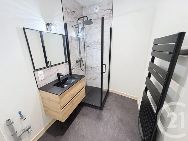 Appartement T3 à vendre  3 pièces - 78,11 m 2   LANDERNEAU  - 29