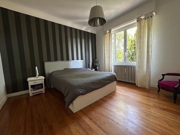 Maison Eysines 9 pièce(s) 149.52 m2