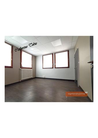Maison à vendre 7 pièces  (08)