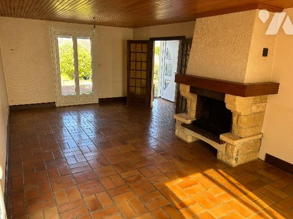 Maison sur sous-sol à Querqueville, quartier calme, belle superficie habitable et grand jardin