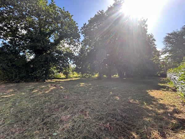 Terrain Saint Herblain 1100 m2 non viabilisé BOUVARDIERE