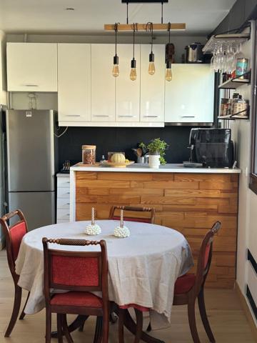 Paris 15 - 2 pièces refait à neuf