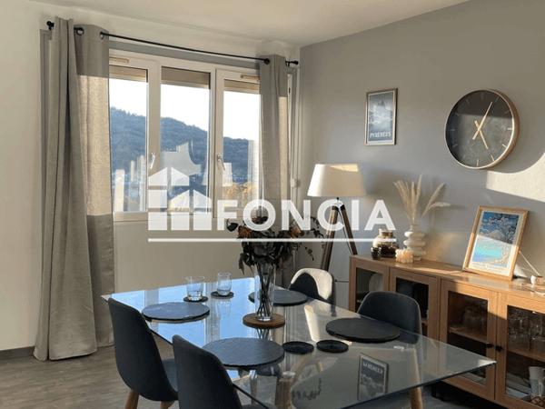 Location Appartement 3 pièces 69.48 m² - RUE DU 17 AOUT Cahors 46000