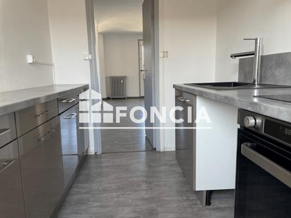 Location Appartement 3 pièces 69.48 m² - RUE DU 17 AOUT Cahors 46000
