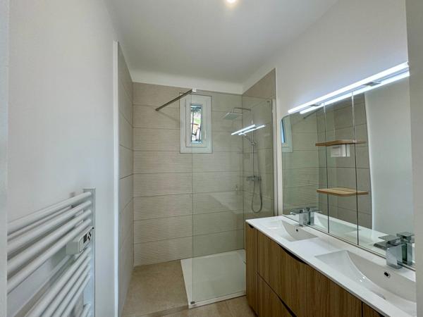 les arcs-var-appartement 4 pièces 85m2 entièrement rénové à neuf vue village des arcs