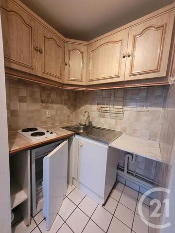 Appartement F2 à vendre  2 pièces - 34,77 m 2   COMPIEGNE  - 60