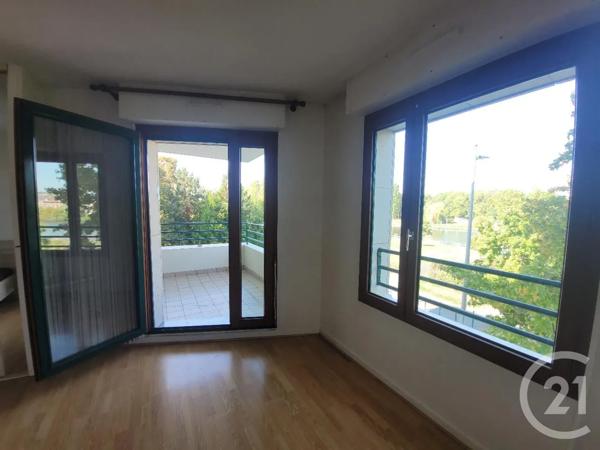 Appartement F2 à vendre  2 pièces - 34,77 m 2   COMPIEGNE  - 60