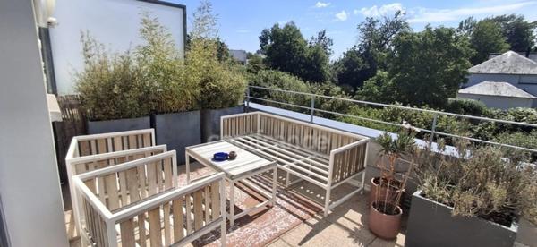 Appartement 2 pièces avec terrasse au 2ème et dernier étage proche de Rennes