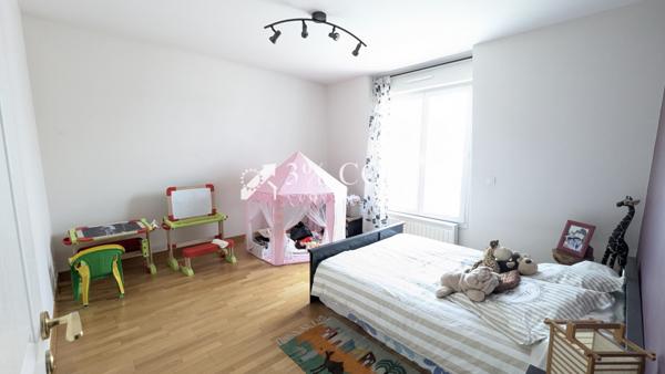 Appartement 5 pièce(s) 3 chambre(s) 117 m²