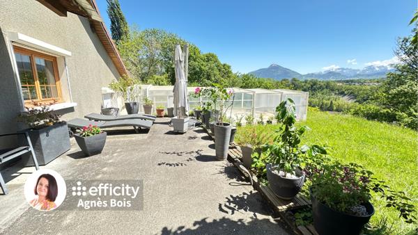 Maison 7 pièces - 297 m² Exclusivité efficity