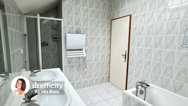 Maison 7 pièces - 297 m² Exclusivité efficity