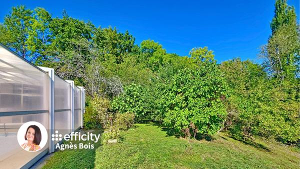 Maison
         7 pièces
        - 297 m² Bien prestige 755 000 € *