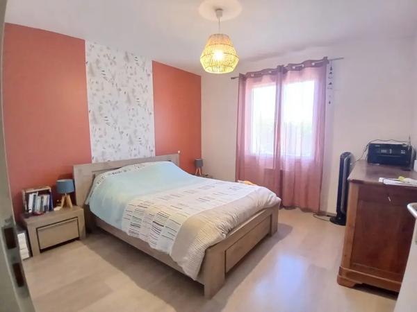 Maison contemporaine de plain-pied 3 chambres Secteur Ch