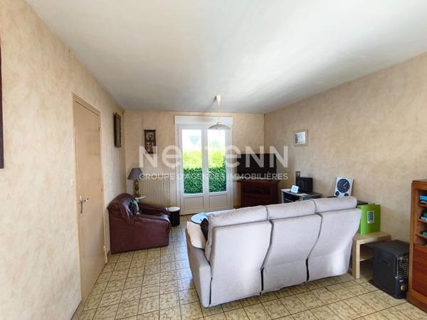 A vendre - Maison de plain-pied avec sous-sol complet et jardin - Coron - D5952