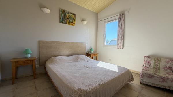 Domaine avec gîtes + villa de standing + 7 000 m² constructibles