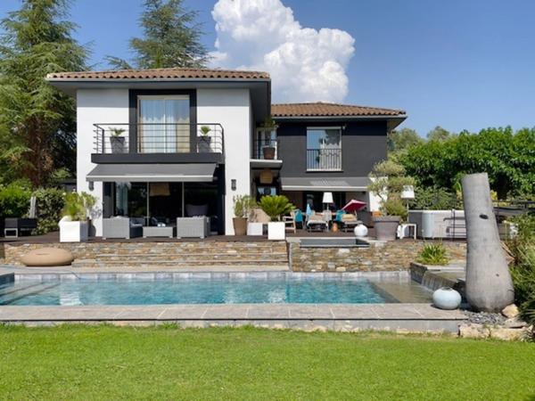 Villa contemporaine à vendre AIX EN PROVENCE (13)