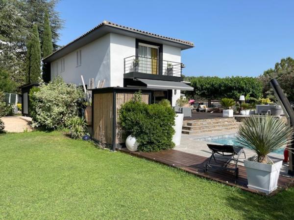 Villa contemporaine à vendre AIX EN PROVENCE (13)