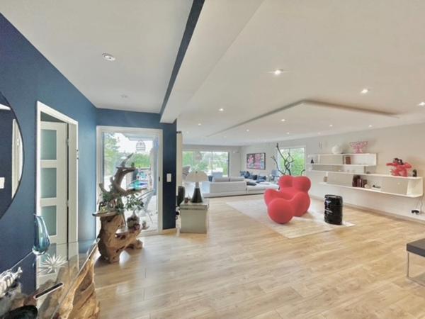 Villa contemporaine à vendre AIX EN PROVENCE (13)