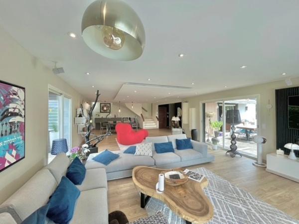 Villa contemporaine à vendre AIX EN PROVENCE (13)