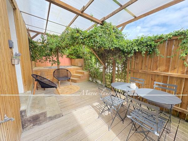 Maison à vendre 7 pièces SAINT GILLES CROIX DE VIE (85), Maison 4 chambres, 2 studios, un atelier, jardin, stationnement