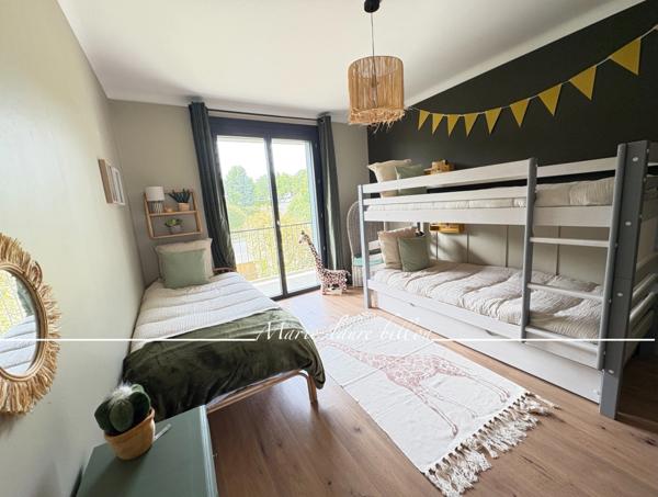 Maison à vendre 7 pièces SAINT GILLES CROIX DE VIE (85), Maison 4 chambres, 2 studios, un atelier, jardin, stationnement