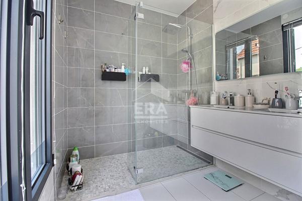 Maison Saint Ouen Sur Seine 6 pièce(s)