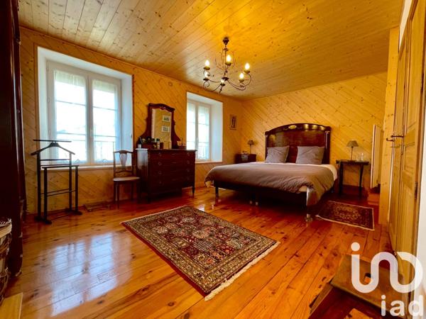 Maison à vendre 6 pièces 247 m² Saint-Haon