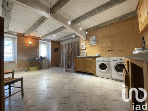 Maison à vendre 6 pièces 247 m² Saint-Haon