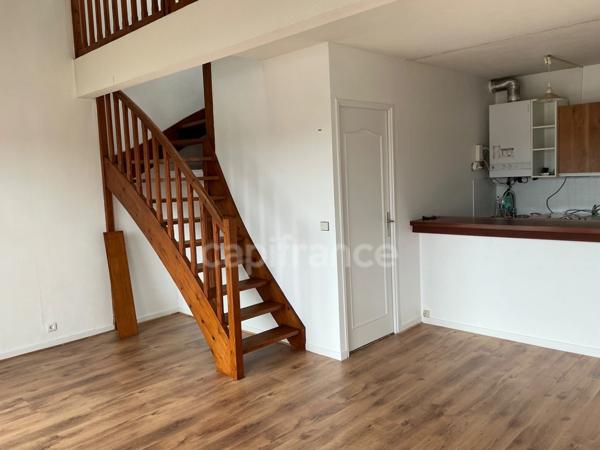 ARCACHON (33120) - APPARTEMENT DUPLEX EN DERNIER ETAGE - 2 CHAMBRES + BALCON TERRASSE + CELLIER + PARKING SECURISE