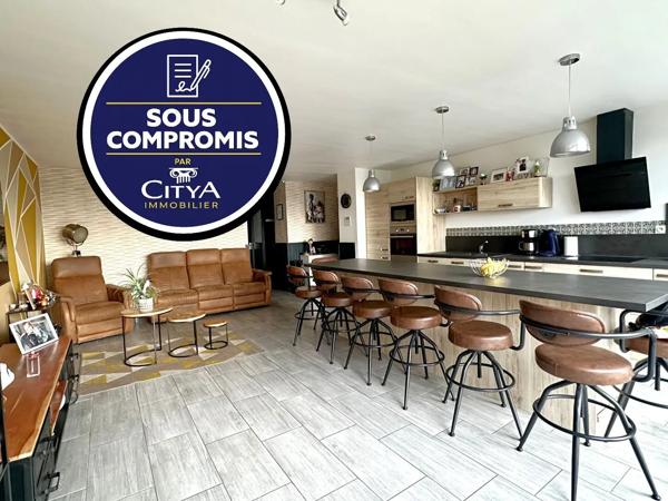 Appartement à vendre 4 pièces 88m² Villeneuve-d'Ascq (59491)