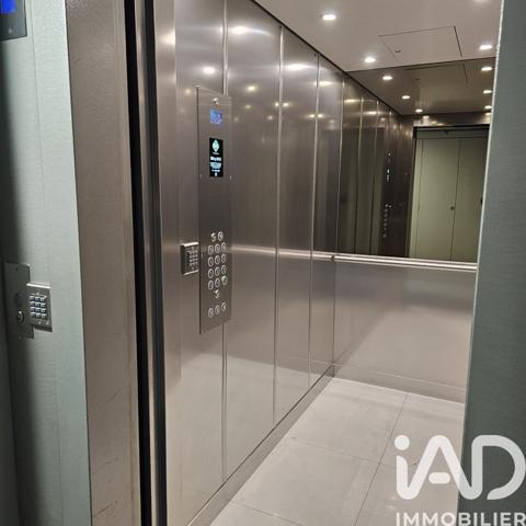 Parking à vendre 100 m² Paris 19