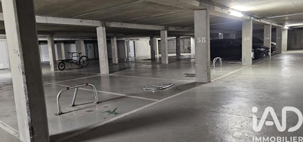 Parking à vendre 100 m² Paris 19