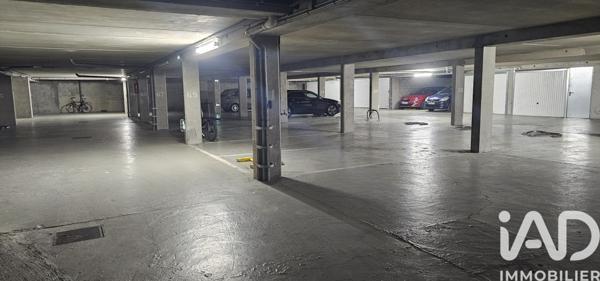 Parking à vendre 100 m² Paris 19