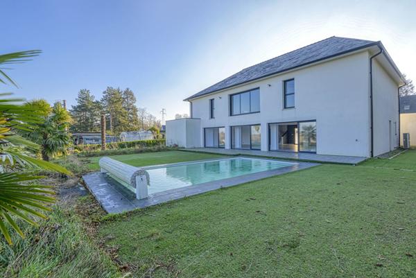 Vente Maison375 m² - 7 Pièces - NANTES (44000)