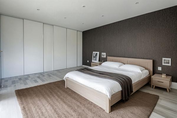 Vente Maison375 m² - 7 Pièces - NANTES (44000)