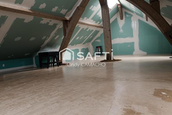 Maison de charme rénovée avec dépendances et grand terrain