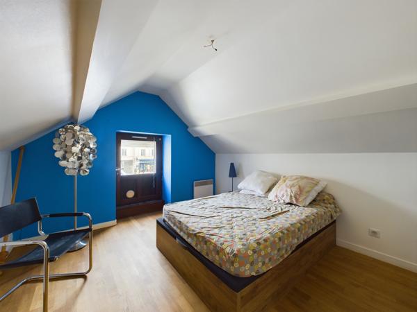 Guérigny (58130) Maison d’architecte avec extension et jardin à Guérigny