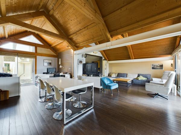 Guérigny (58130) Maison d’architecte avec extension et jardin à Guérigny