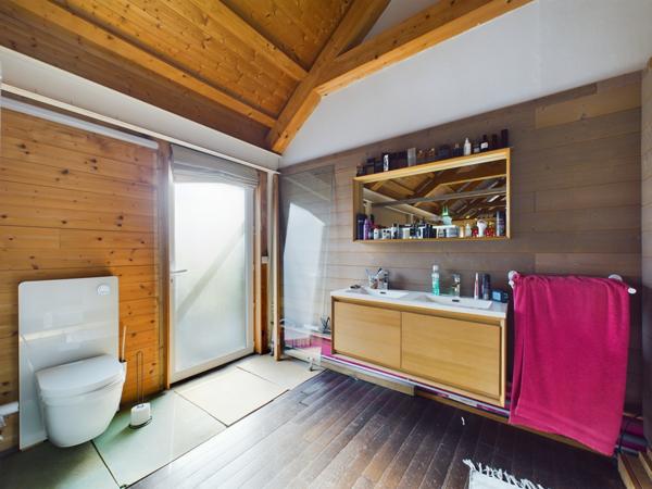 Guérigny (58130) Maison d’architecte avec extension et jardin à Guérigny