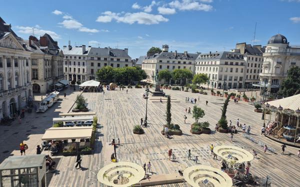 Appartement à vendre    2 pièces • 78,17 m2 Orléans